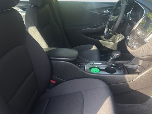 Used 2023 Chevrolet Malibu LS FWD image 20