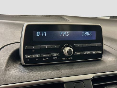 Used 2014 MAZDA MAZDA3 i SV FWD image 21