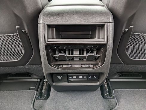 New 2026 Jeep Grand Cherokee Limited w/ Limited Altitude Package RWD image 39
