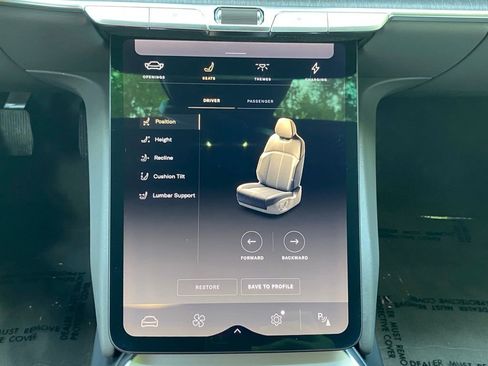 Used 2024 Lucid Air Pure RWD image 22