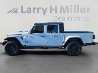 Used 2023 Jeep Gladiator Mojave w/ Cold Weather Group video 2