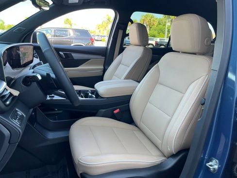 New 2026 Buick Enclave Preferred image 11