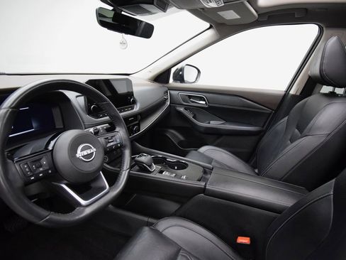 Used 2022 Nissan Rogue Platinum w/ Head-Up Display Package FWD image 7