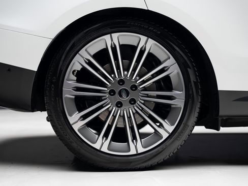 Used 2024 Land Rover Range Rover Sport SE image 37