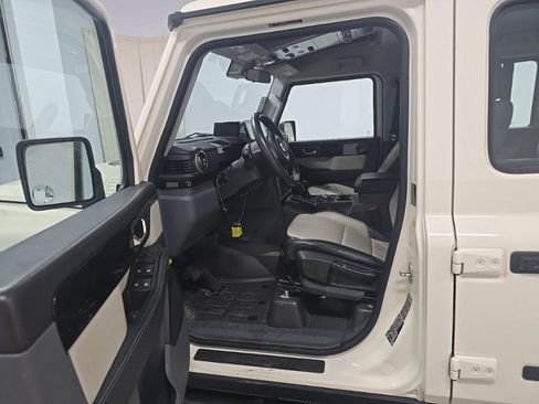 Used 2024 INEOS Grenadier Station Wagon AWD/4WD image 3