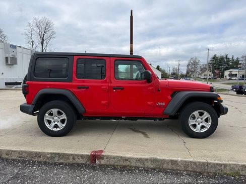 Used 2021 Jeep Wrangler Unlimited Sport AWD/4WD image 5