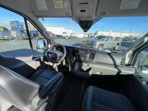 Used 2023 Ford Transit 250 148 High Roof AWD image 12