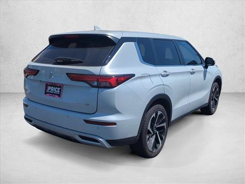Used 2024 Mitsubishi Outlander SE FWD image 5