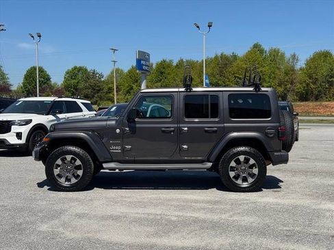 Used 2020 Jeep Wrangler Unlimited Sahara AWD/4WD image 6