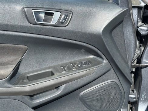 Used 2018 Ford EcoSport SE w/ SE Convenience Package image 18