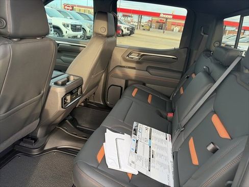 New 2026 GMC Sierra 1500 AT4 w/ AT4 Premium Package image 11