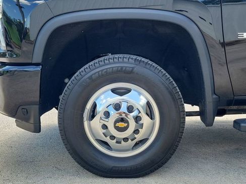 Certified 2021 Chevrolet Silverado 3500 High Country AWD/4WD image 6