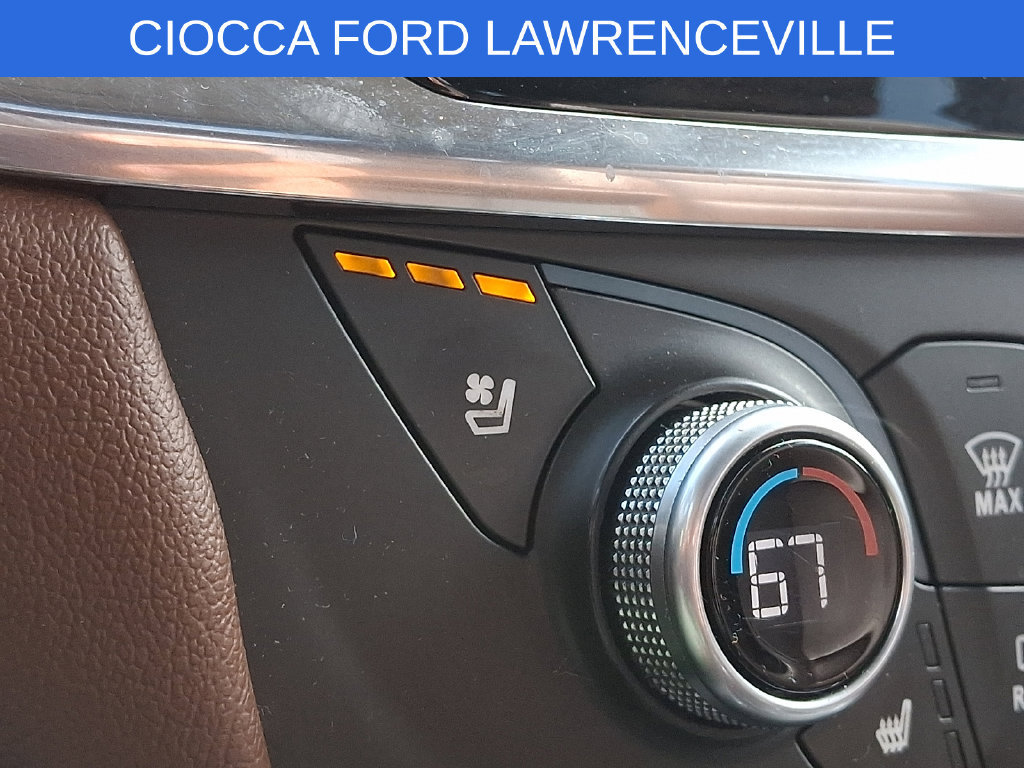 Used 2018 Chevrolet Traverse High Country AWD/4WD image 29
