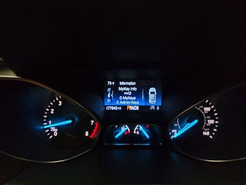 Used 2019 Ford Escape SE FWD image 23