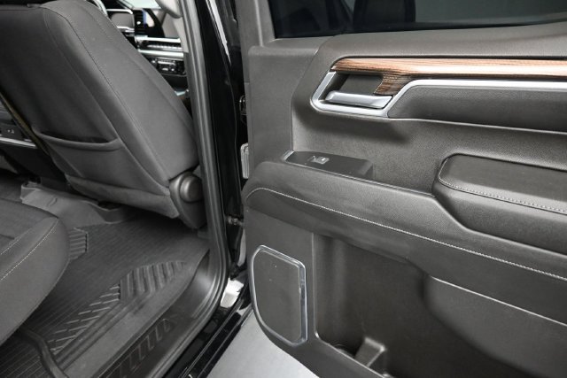 Used 2023 Chevrolet Silverado 1500 RST AWD/4WD image 23