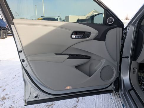 Used 2017 Acura RDX AWD image 11