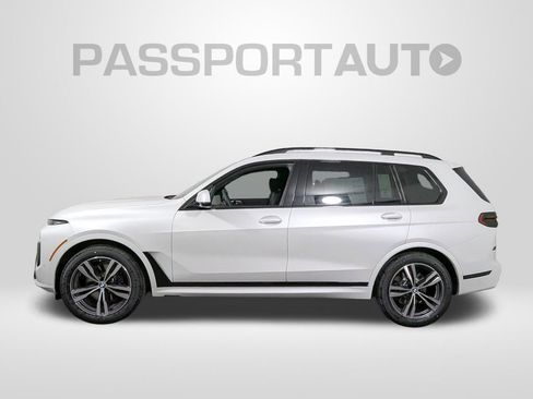 New 2026 BMW X7 xDrive40i w/ M Sport Package image 2
