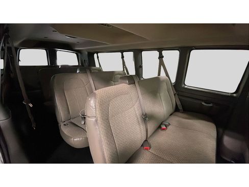 Used 2023 Chevrolet Express 3500 LS RWD image 15