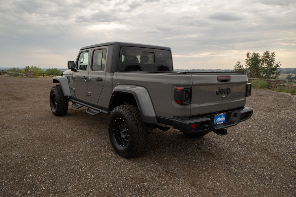 Used 2022 Jeep Gladiator Sport AWD/4WD image 7