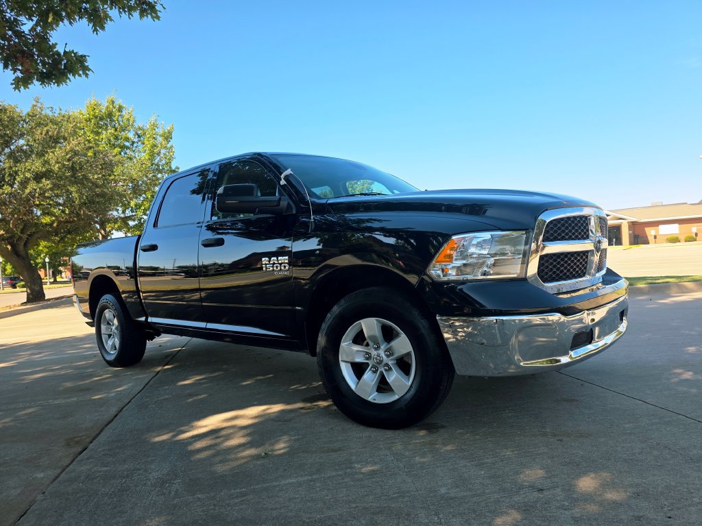 Used 2023 RAM 1500 Classic SLT w/ Trailer & Traction Group AWD/4WD image 9