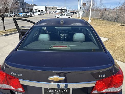Used 2015 Chevrolet Cruze LTZ w/ Sun, Sound and Sport Package image 25