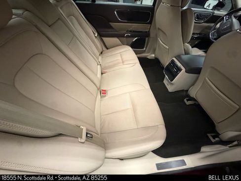 Used 2018 Lincoln Continental Select FWD image 13