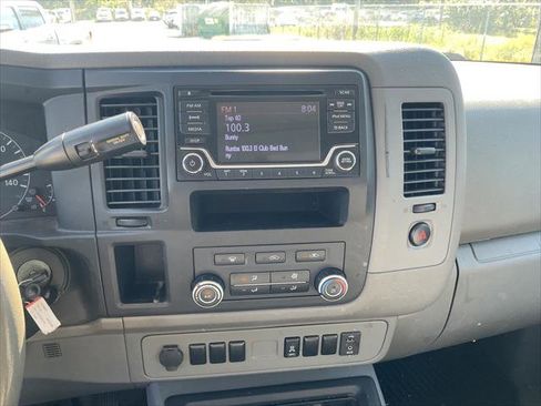 Used 2018 Nissan NV 1500 SV image 31