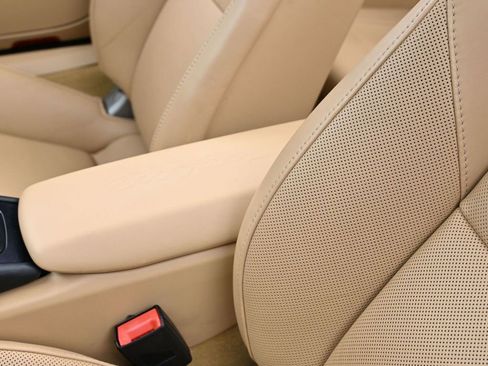 Used 2016 Porsche 911 Turbo S image 18