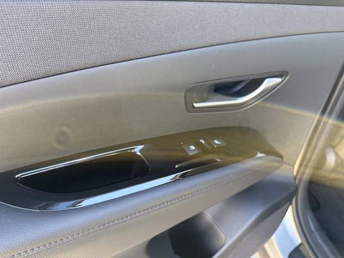 Certified 2024 Hyundai Tucson Limited image 12