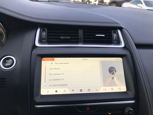 Used 2018 Jaguar E-PACE S image 22