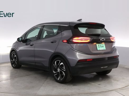 Used 2022 Chevrolet Bolt LT w/ Infotainment Package image 14
