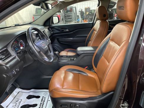 Used 2017 GMC Acadia SLT image 10