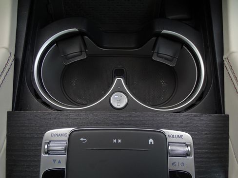 Used 2021 Mercedes-Benz Maybach GLS 600 4MATIC image 31