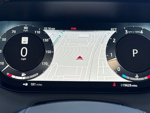 Certified 2023 Land Rover Range Rover SE image 30