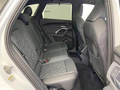 New 2026 Audi SQ5 Premium Plus AWD/4WD image 22