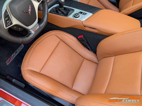 Used 2015 Chevrolet Corvette Z06 w/ 3LZ Preferred Equipment Group image 24