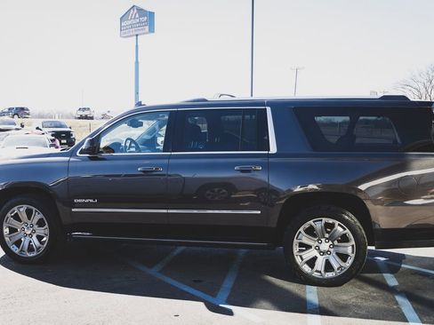 Used 2016 GMC Yukon XL Denali w/ Open Road Package image 6