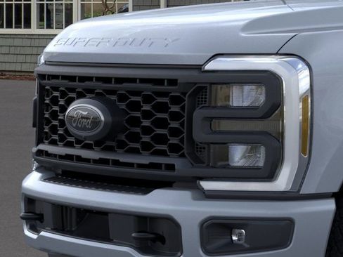 New 2025 Ford F250 Lariat w/ Lariat Ultimate Package image 17