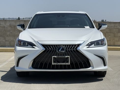Certified 2024 Lexus ES 350 w/ Accessory Package (Z2) FWD image 6