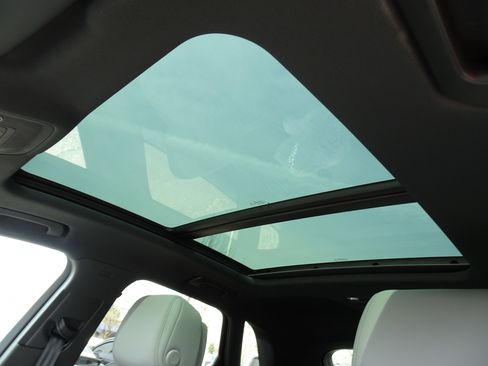 Used 2022 Audi Q3 2.0T Premium Plus image 10