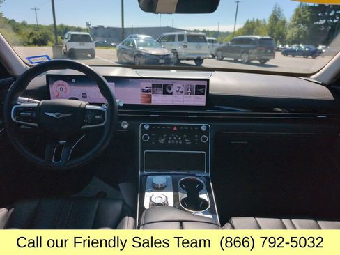 Used 2025 Genesis GV80 2.5T Standard AWD/4WD image 14