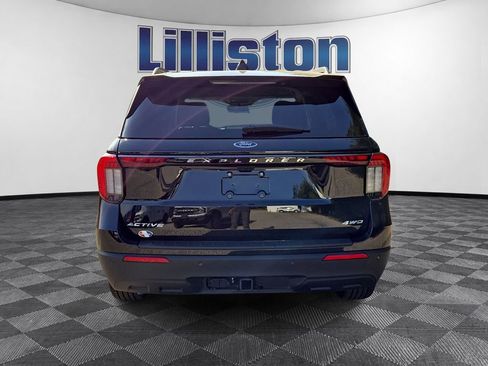 Used 2026 Ford Explorer Active AWD/4WD image 5