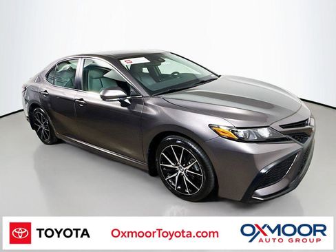 Certified 2024 Toyota Camry SE w/ Convenience Package FWD image 1