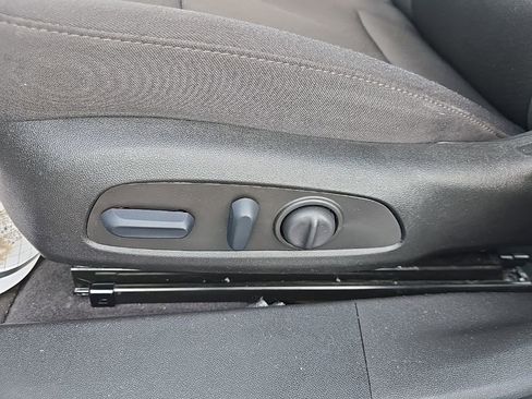 Used 2022 Chevrolet Malibu RS image 18