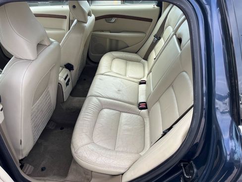 Used 2010 Volvo XC70 3.2 AWD/4WD image 13
