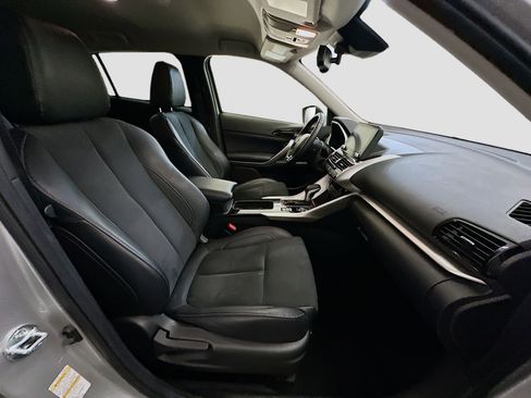 Used 2025 Mitsubishi Eclipse Cross SE image 33