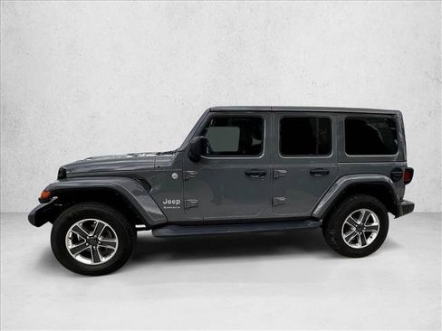 Used 2021 Jeep Wrangler Unlimited Sahara AWD/4WD image 4