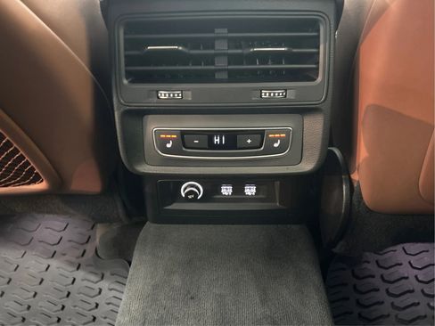 Used 2020 Audi Q8 Premium w/ Convenience Package image 26