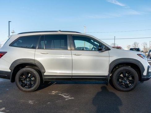 Used 2022 Honda Pilot TrailSport image 5
