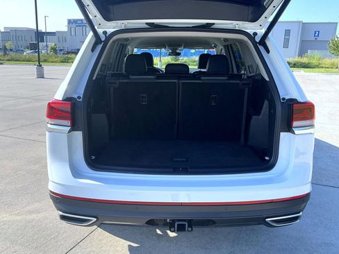 Used 2024 Volkswagen Atlas SE image 9